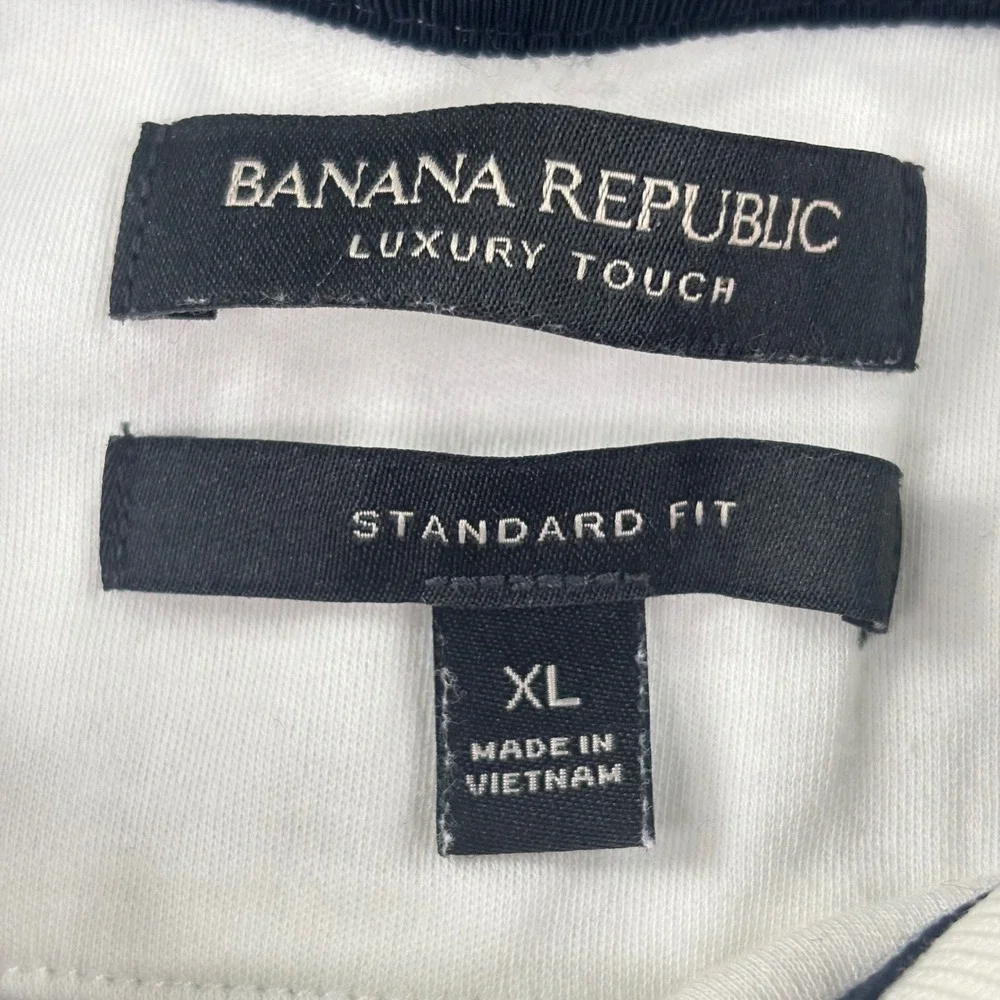 Banana Republic Polo Shirt XL White Striped Luxury Touch Standard Fit Mens